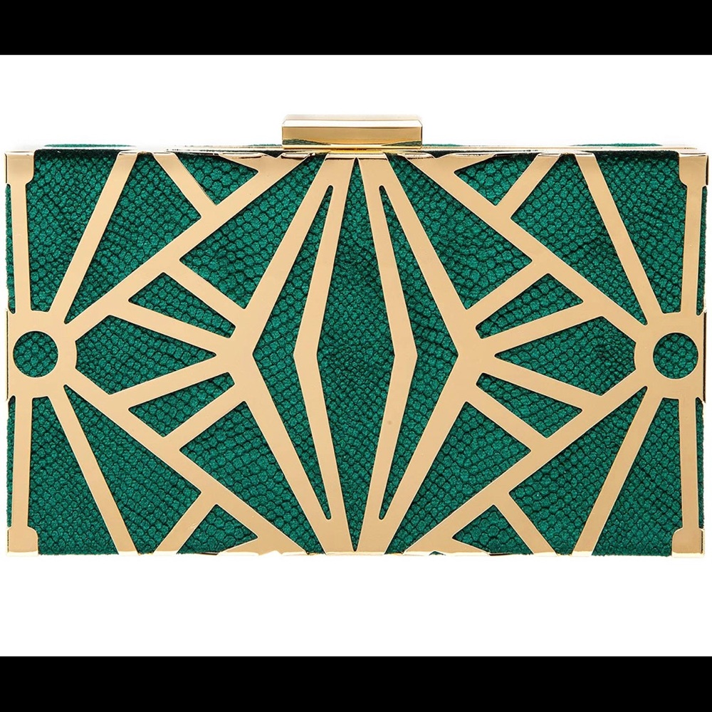 Gorgeous Emerald Green and Gold Tone Purse/Clutch!!!